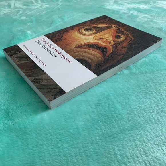 Book 📖 - Picture 3 of 3